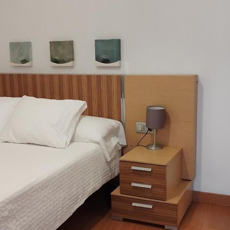 Apartamento Torres19 セビリア エクステリア 写真