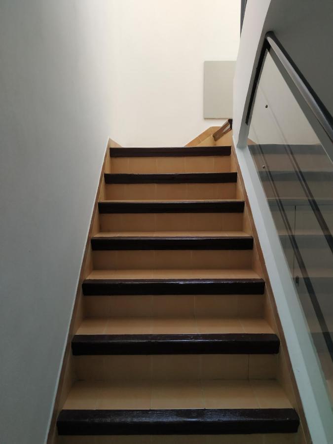 Apartamento Torres19 セビリア エクステリア 写真